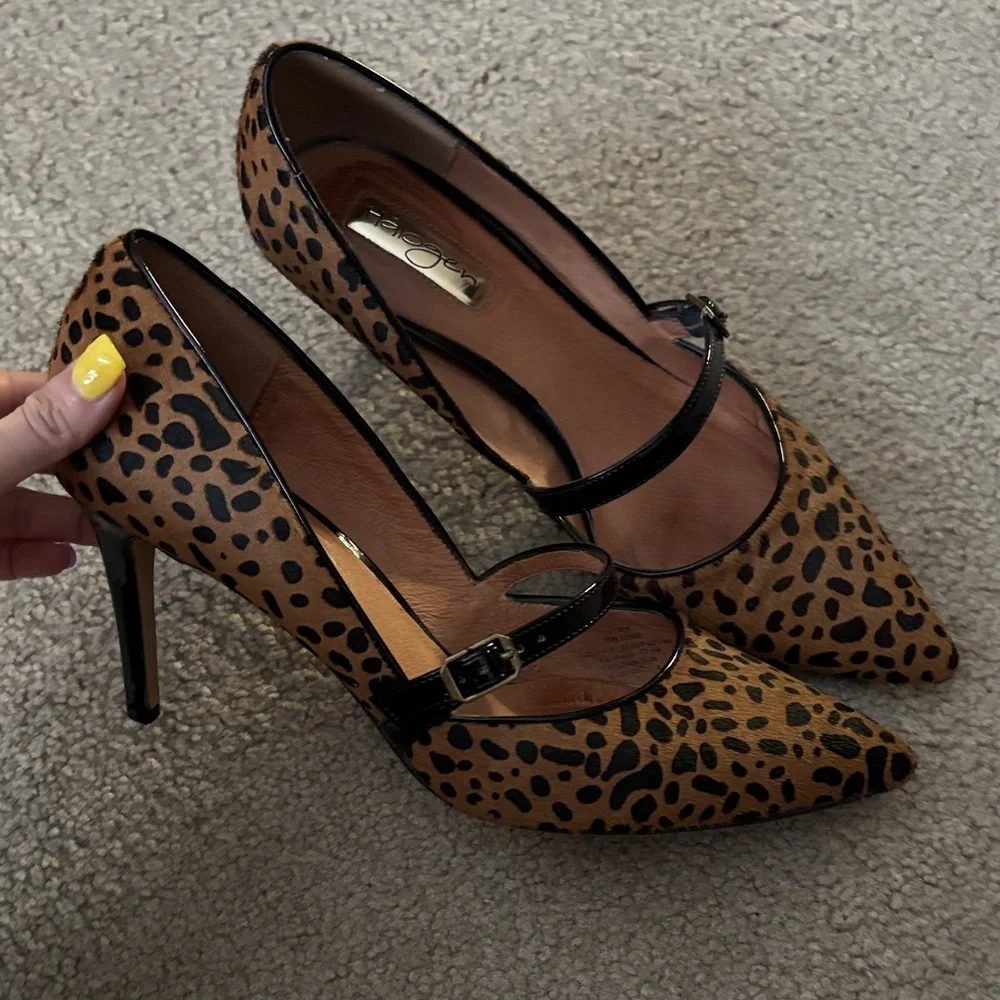 Halogen Calf Hair Leopard Print Heels with Black Straps size 8